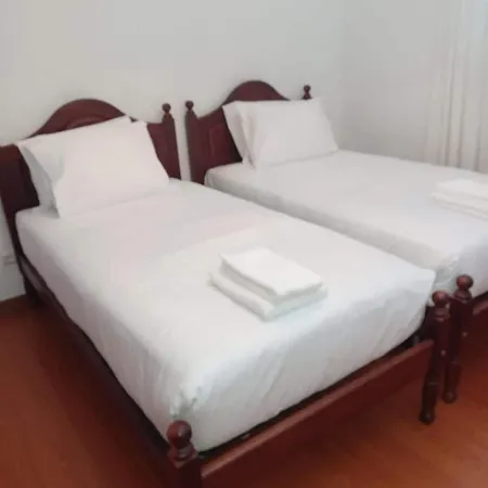 Villa Canhas *