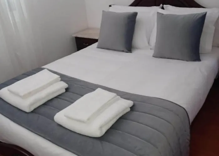 Villa Canhas * Canhas