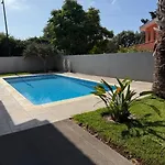 Vila Villa Canhas *