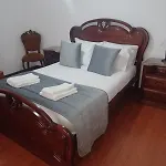 Villa Canhas *