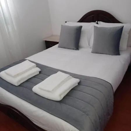 Villa Canhas * Canhas