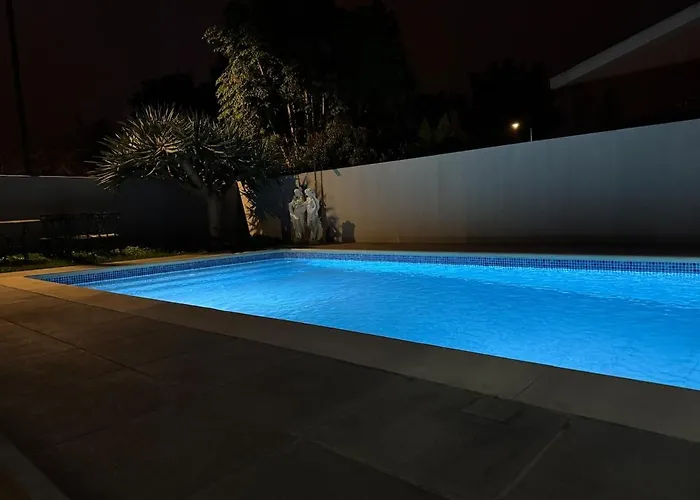 Villa Canhas * Canhas